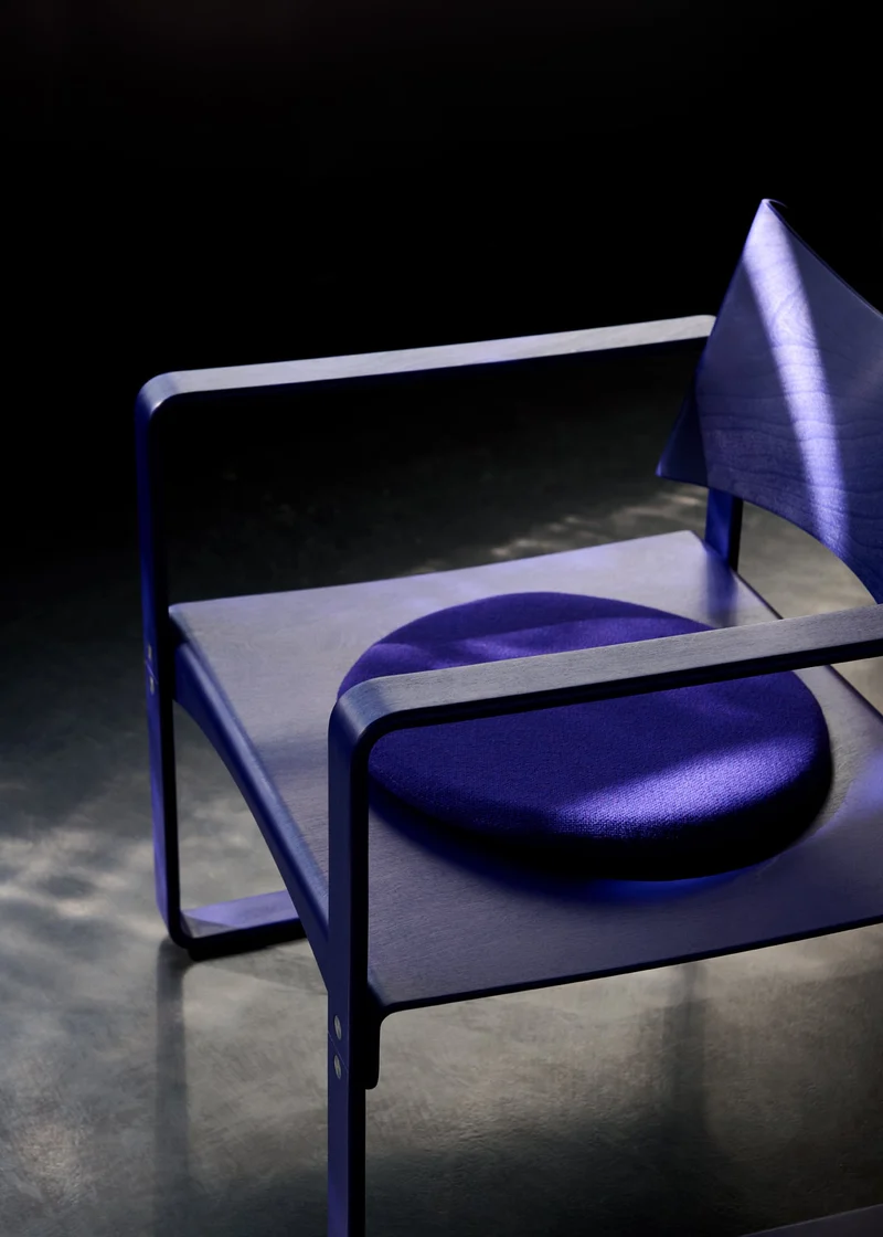 Fauteuil en bouleau laqué bleu 65,5x60x74cm 270F - Verpan