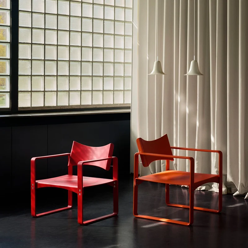 Fauteuil en bouleau laqué rouge 65,5x60x74cm 270F - Verpan
