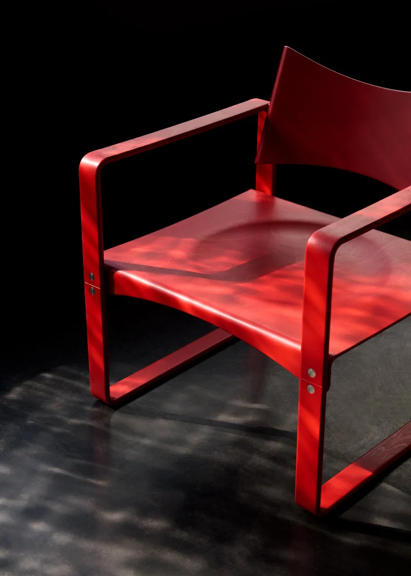 Fauteuil en bouleau laqué rouge 65,5x60x74cm 270F - Verpan