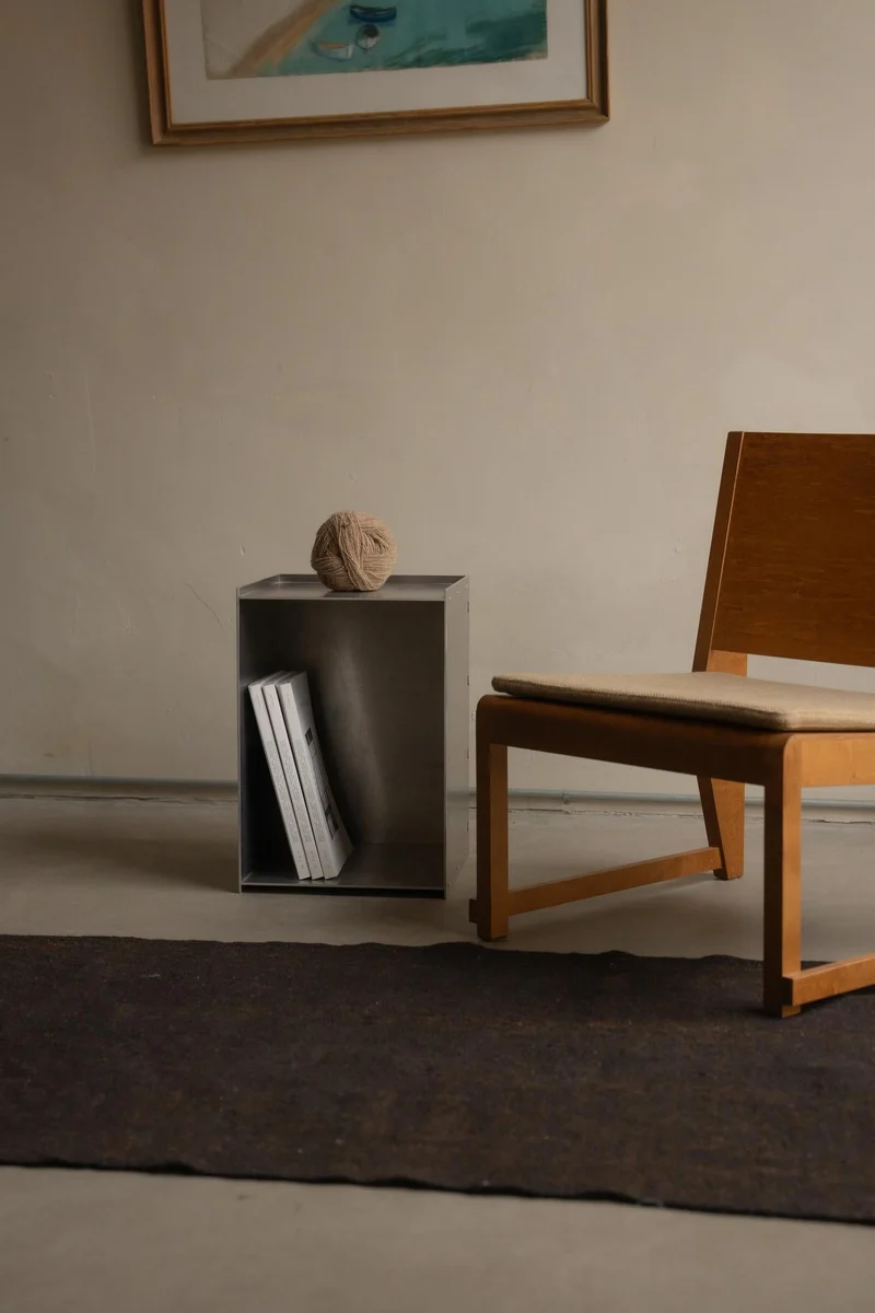 Table de chevet en aluminium 32,8 x 33,8 x 48,1 cm Rivet - Frama