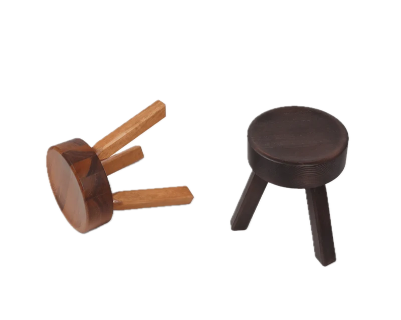 Tabouret rond en pin brun chaud 32,5 x 30,5 x 32,5 cm AML - Frama
