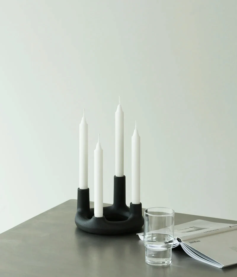 Bougeoir en fonte noire 17,7x11,8cm - Normann Copenhagen
