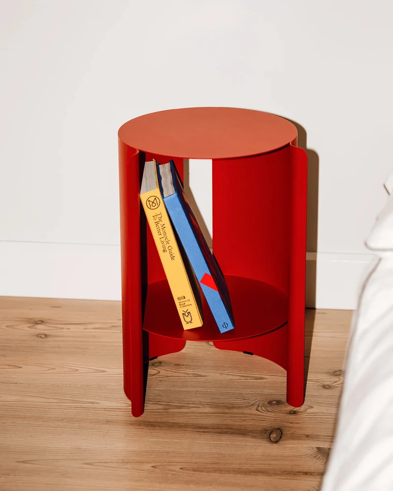 Table d'appoint en acier rouge tomate 32,3x50cm Wa - Noo.ma