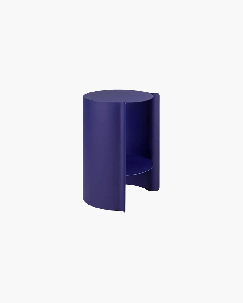 Table d'appoint en acier bleu myrtille 32,3x50cm Wa - Noo.ma