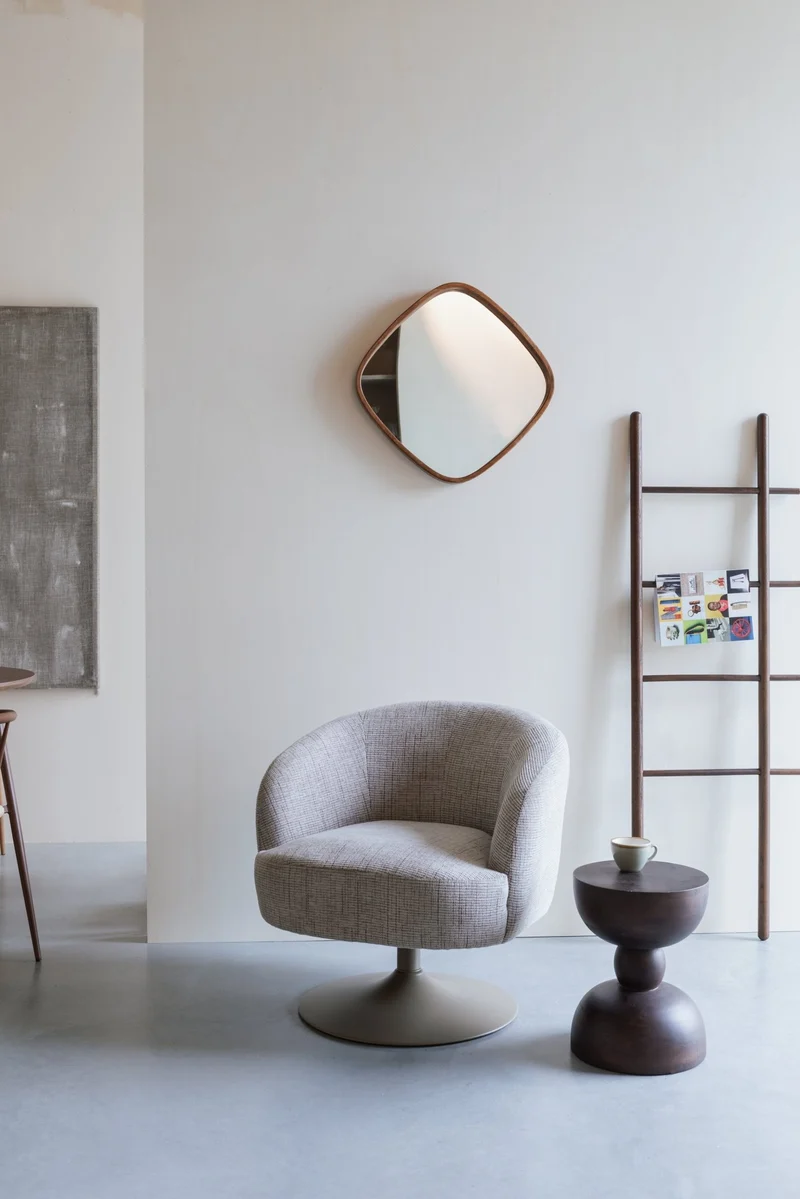 Fauteuil en tissu beige et acier marron Cassian - The Cool Republic
