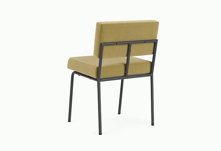 Chaise de salle à manger en acier noir et tissu vert pistache Monday - Fest Amsterdam