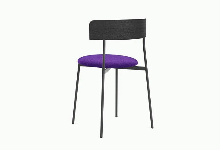 Chaise de salle à manger en hêtre noir mat et tissu violet Friday - Fest Amsterdam