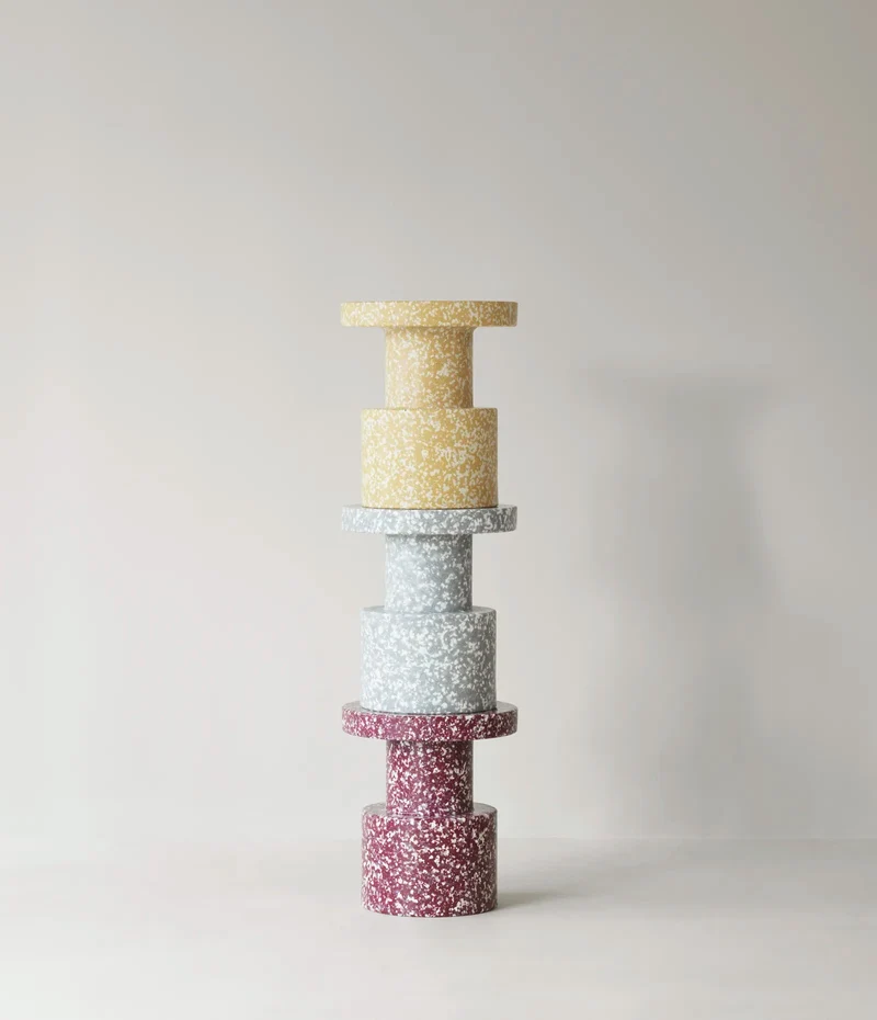 Tabouret en polyéthylène recyclé bordeeaux Bit Stool - Normann Copenhagen