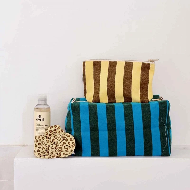 VIC WASH BAG