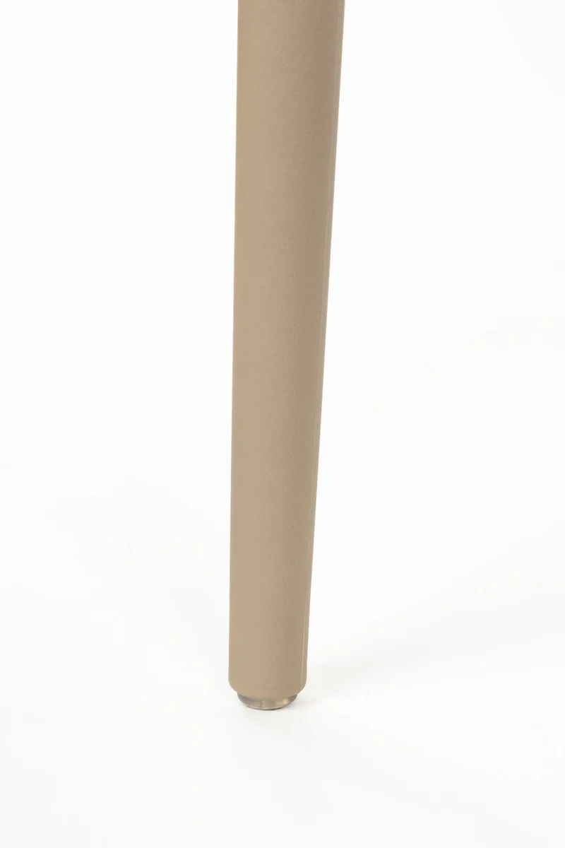 Chaise d'extérieur avec accoudoirs en plastique beige Cala - The Cool Republic