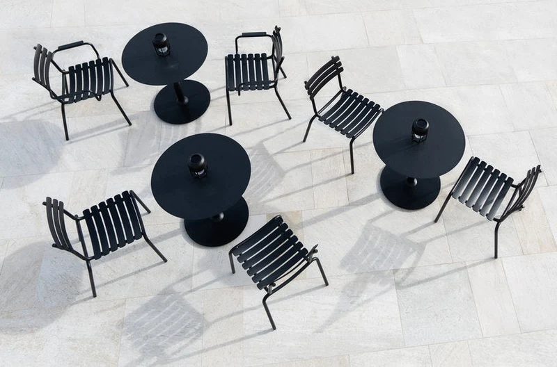 Chaise d'extérieur en aluminium noir avec accoudoirs 59x63x82cm Alua - Houe