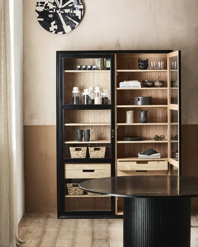 Armoire vitrine en bois noir 149x44x210cm Viva - Nordal