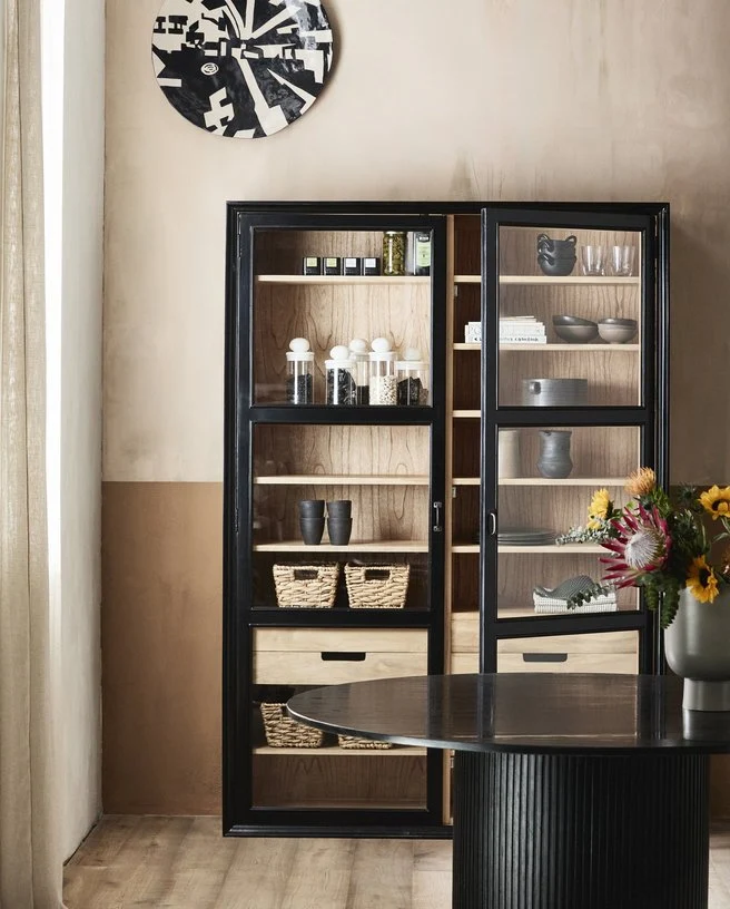 Armoire vitrine en bois noir 149x44x210cm Viva - Nordal