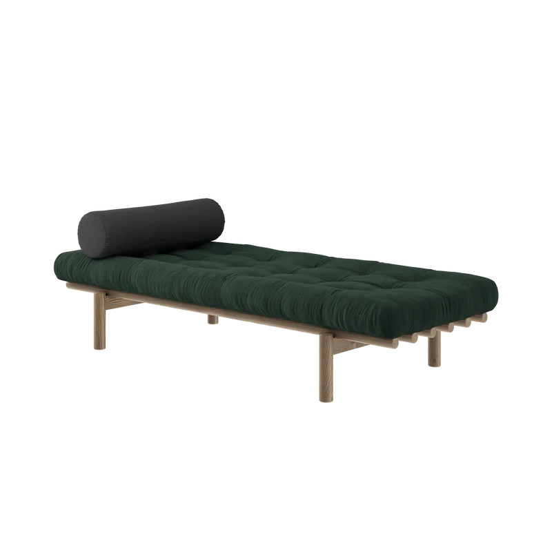 Lit de jour en pin massif avec matelas vert foncé 72x200cm Next - Karup Design