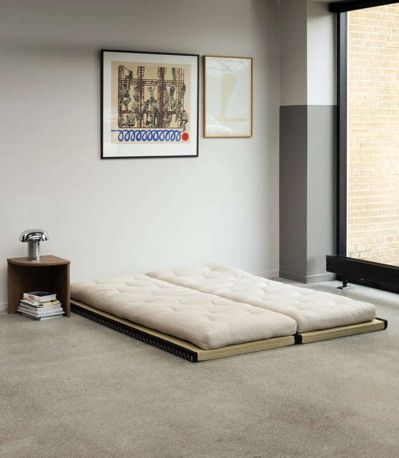 Canapé-lit avec 2 tatami et matelas marron argile 80x200cm Chico - Karup Design