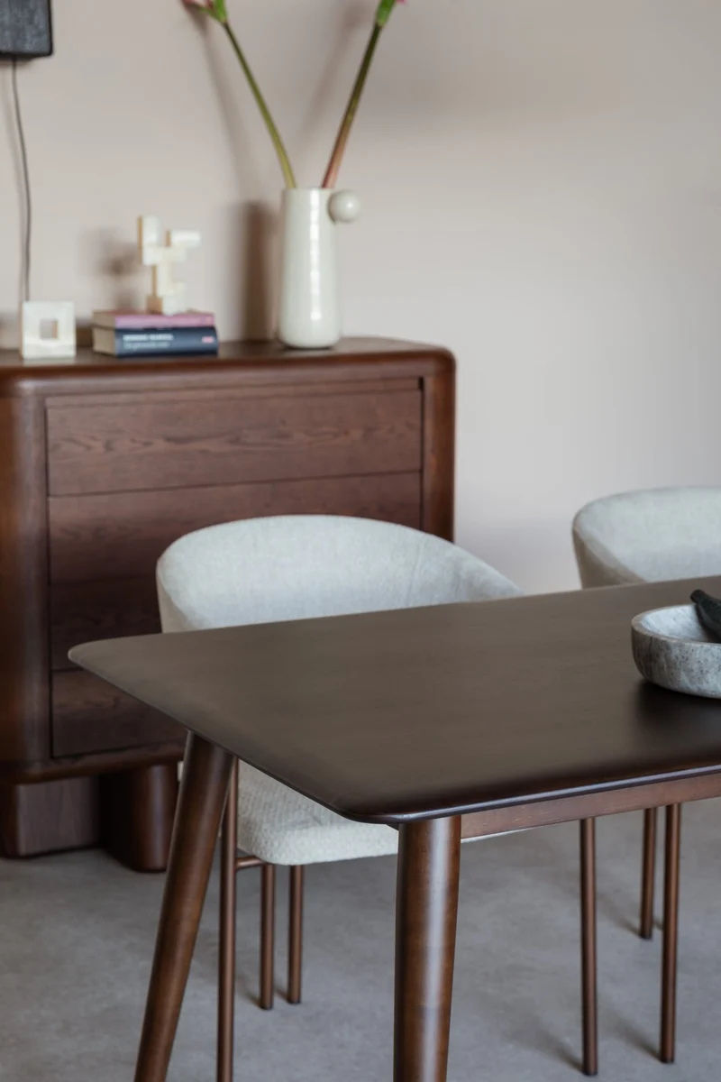 Table à manger rectangulaire en bois massif foncé 180x80x75cm Elroy - Dutchbone