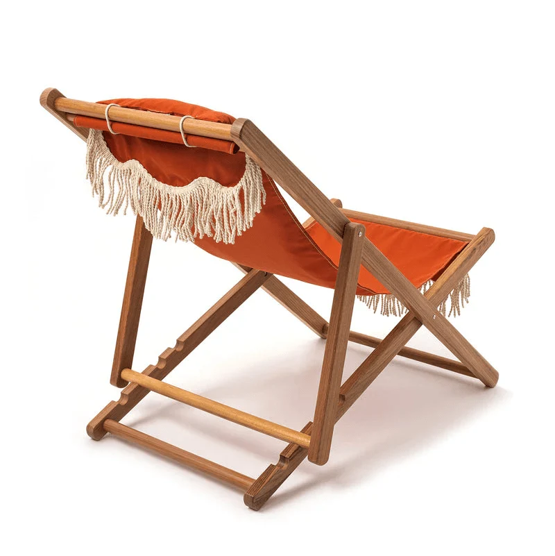 Chaise longue transat de jardin en bois et tissu orange The Sling - Business & Pleasure