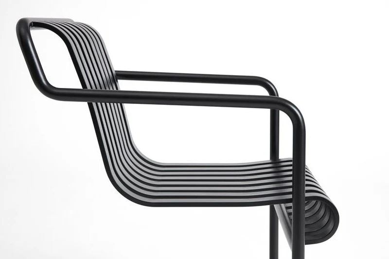 Chaise de jardin avec accoudoirs en acier gris anthracite 54x65x80cm Palissade - HAY