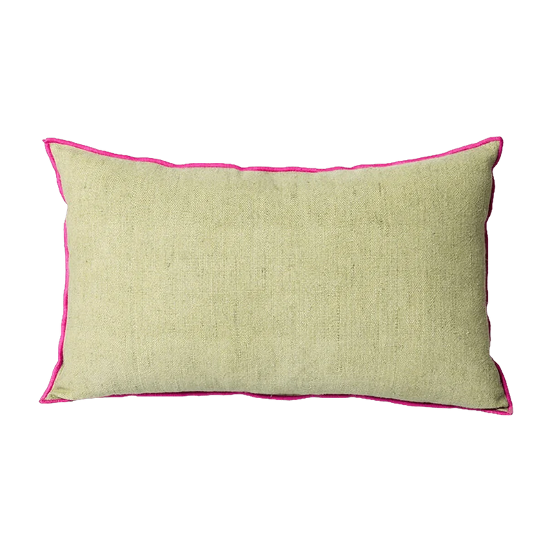 Coussin vert liseré rose 50 x 30 cm Mansion - HKliving