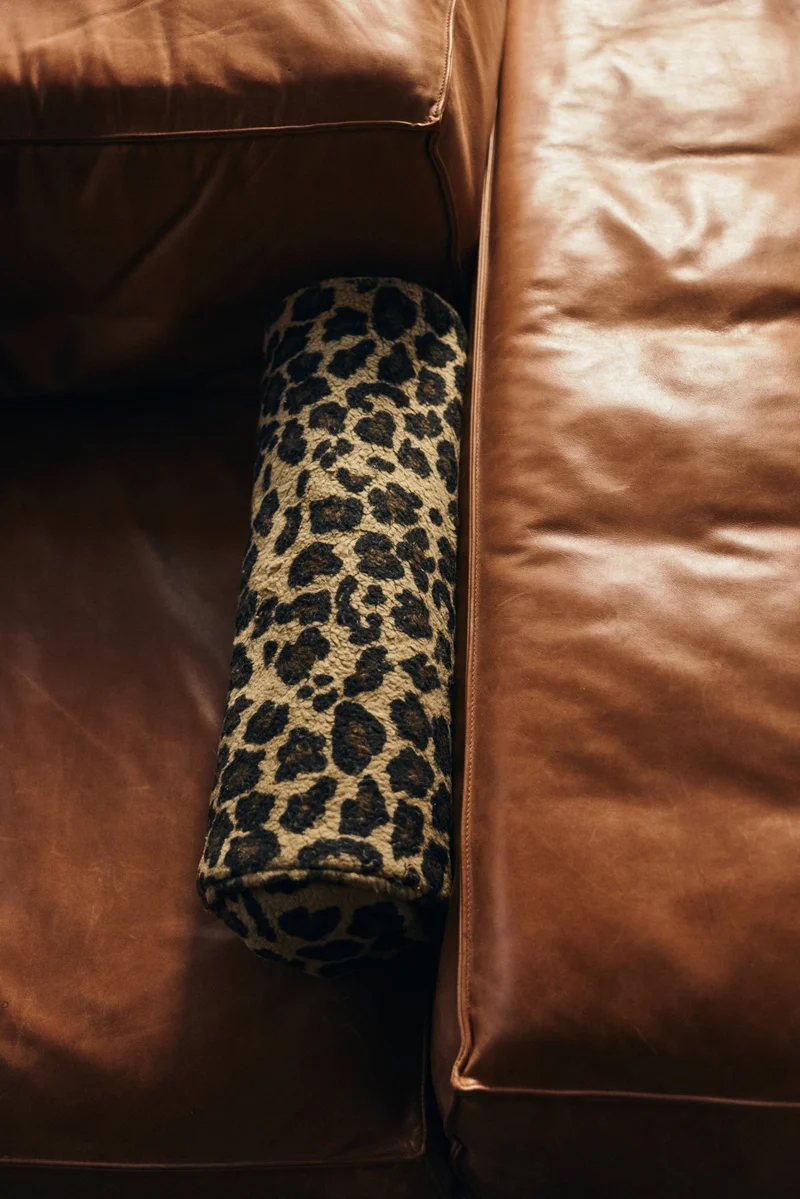 Coussin traversin motif léopard 50x13cm Bolster- HKLiving