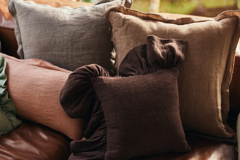 Coussin rectangulaire en lin rose magnolia 70x30cm - HKLiving