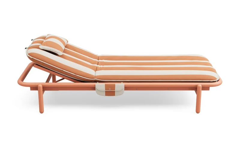 Transat en aluminium orange avec son matelas rayé orange 212x97x39cm Sunbud - Fatboy