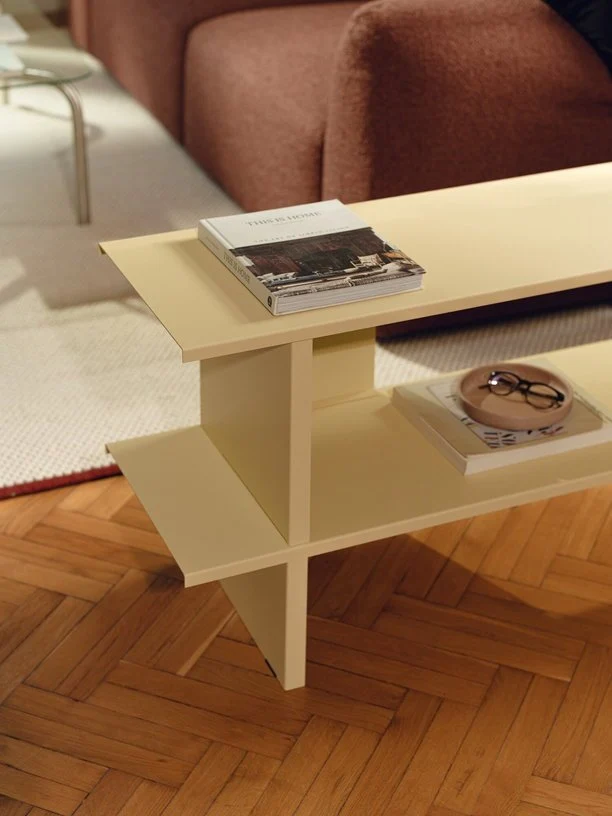 Meuble de rangement en acier jaune 160cm Hes - noo.ma