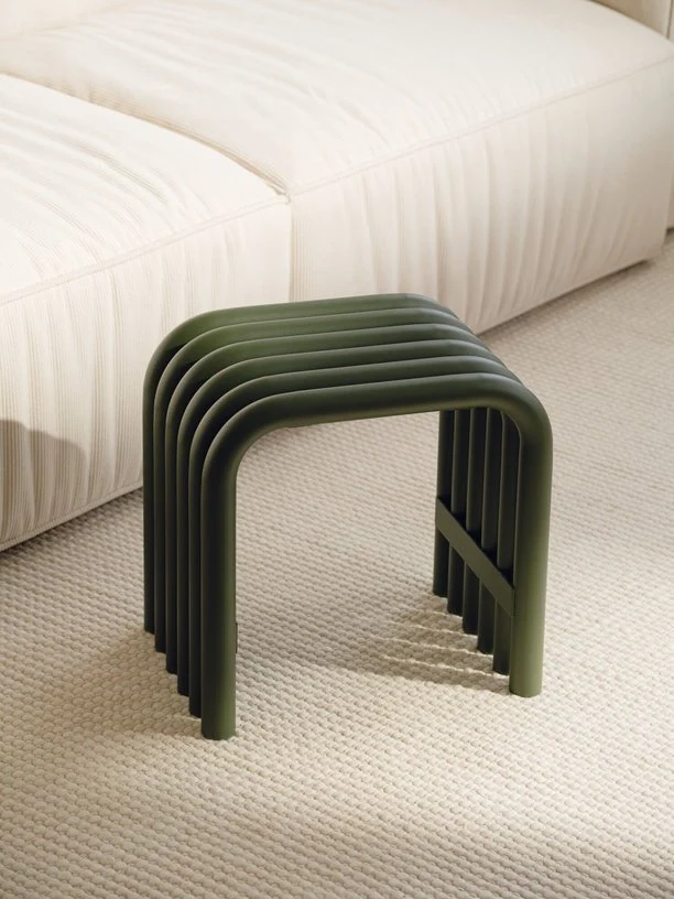 Tabouret en acier vert forêt Nokk - noo.ma