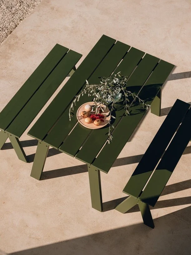 Banc de jardin en bois de pin massif vert forêt 120x40x44cm Navo - noo.ma