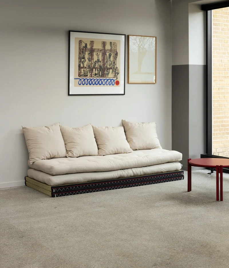 Canapé-lit avec 2 tatami et matelas bordeaux 80x200cm Chico - Karup Design