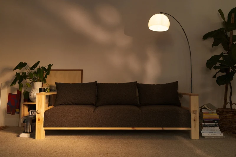 Canapé en pin foncé et son futon clair 94x225x82cm Bare - Karup Design