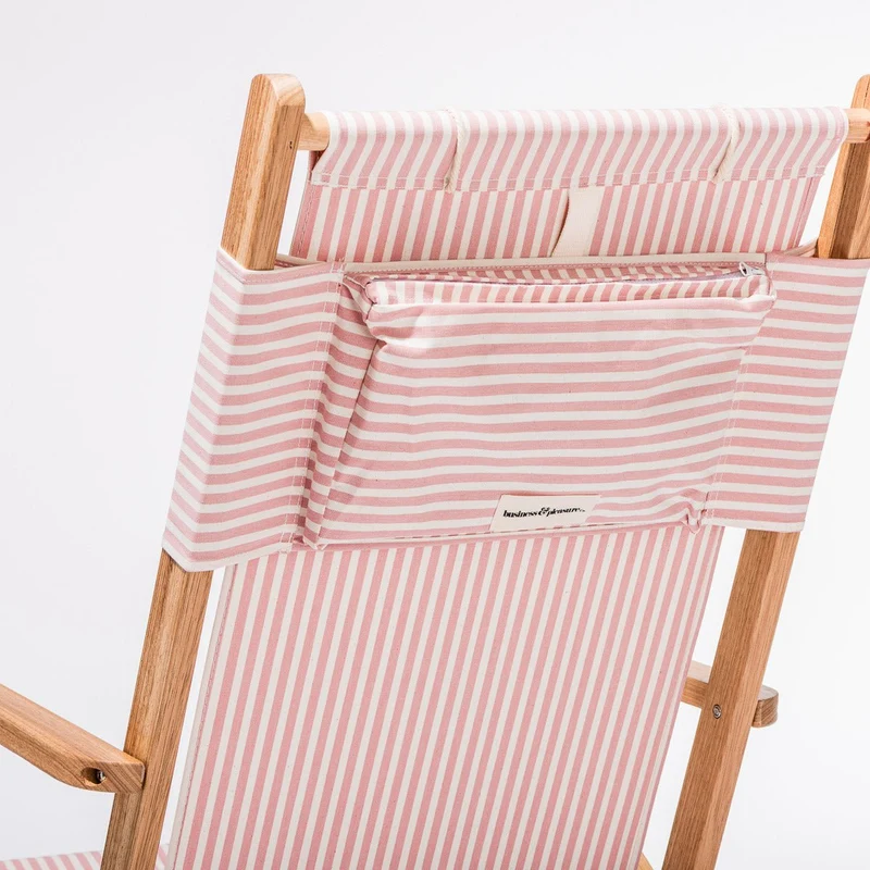 Chaise de plage pliante en toile à rayures rose Lauren's Stripe The Tommy Chair - Business & Pleasure