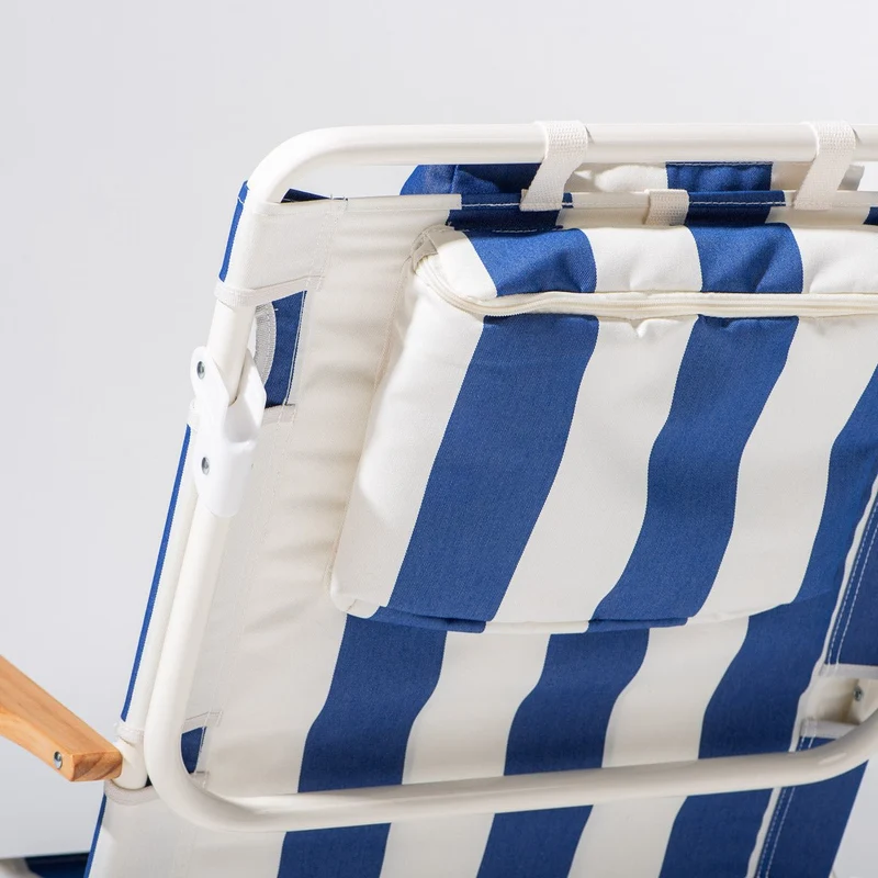 Chaise pliante de plage en toile à rayures bleu Crew Blue Stripe The Penny - Business & Pleasure