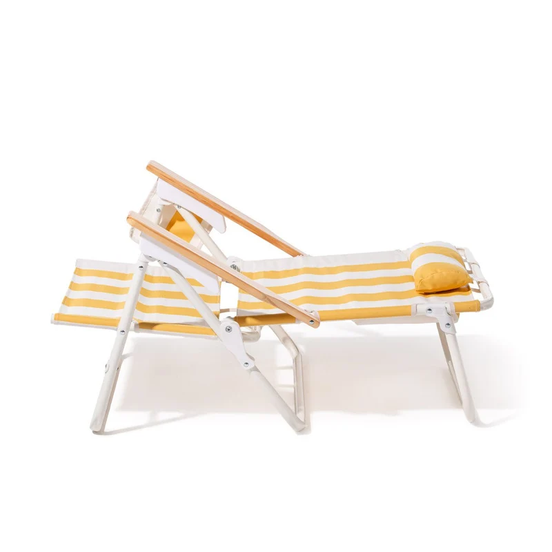 Chaise pliante de plage en toile à rayures jaune Crew Mimosa Stripe The Penny - Business & Pleasure
