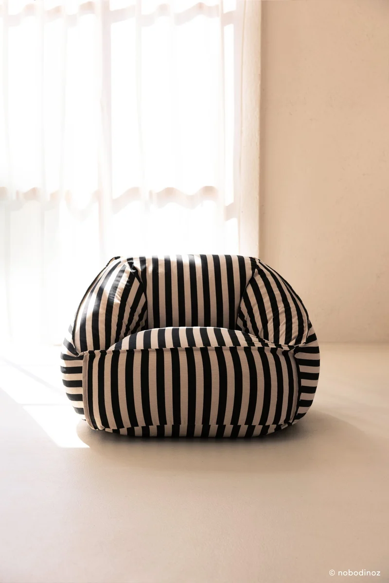 Fauteuil pouf en coton à rayures noir et beige 105 x 105 x 60 cm Ziggy - Nobodinoz