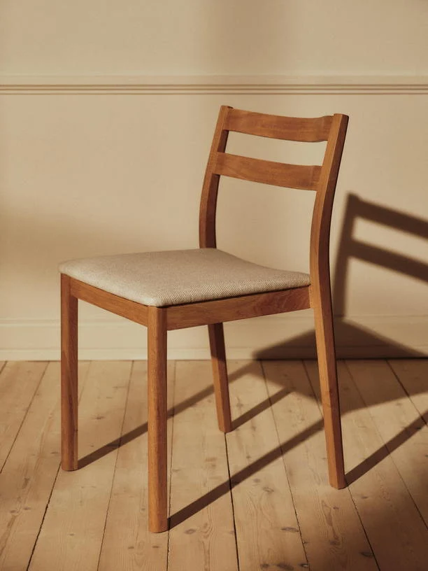 Chaise en chêne et assise bouclé crème 45,6x49x79cm Boda - Ferm living