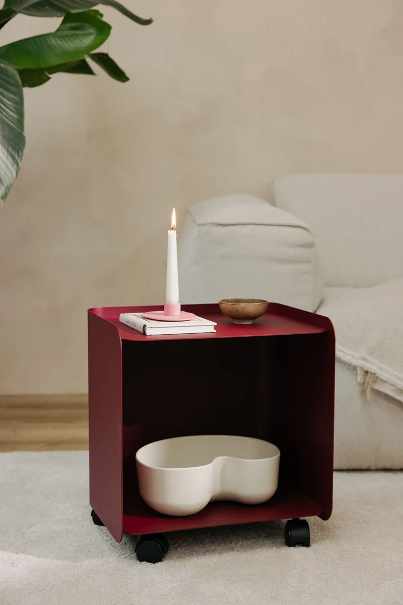 Table d'appoint à roulettes en acier bordeaux 40x30x43,5cm Juno - Metallbude