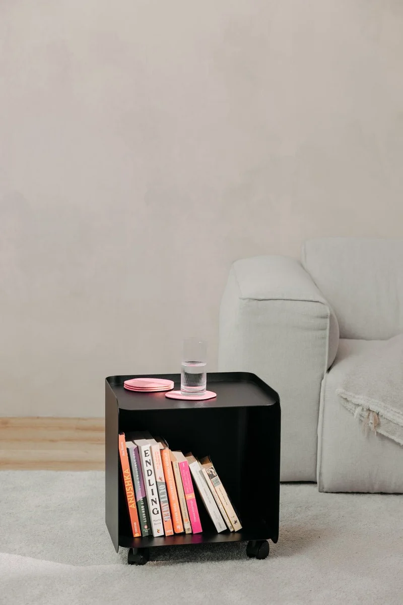 Table d'appoint à roulettes en acier noir 40x30x43,5cm Juno - Metallbude
