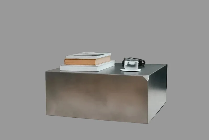 Table basse carrée en acier inoxydable sablé 63x63x27cm Raw c square - Metallbude