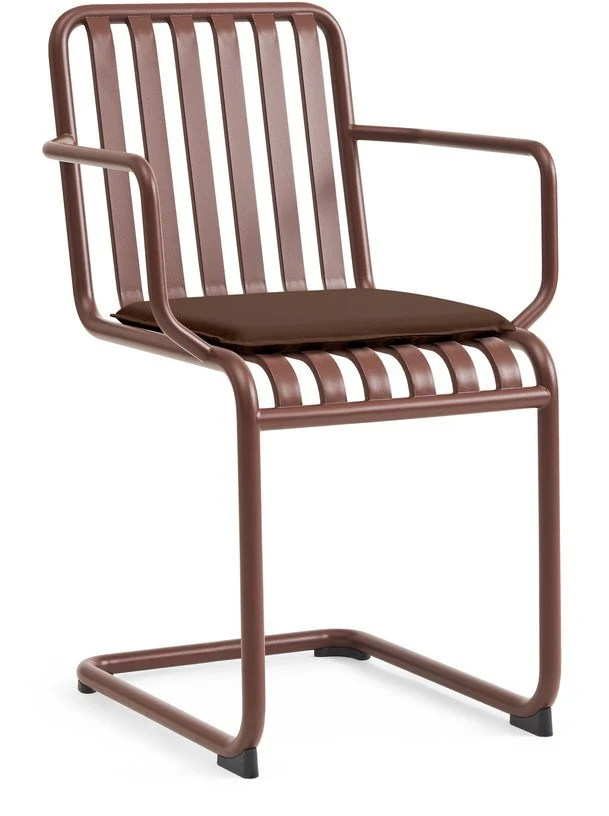 Chaise de jardin avec accoudoirs en acier rouge Palissade - HAY