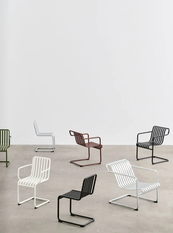 Chaise de jardin en acier rouge Palissade - HAY