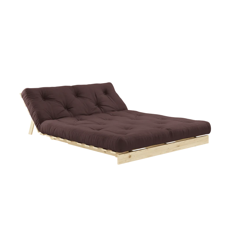 Canapé-lit en pin massif avec matelas marron 140x200cm Raw roots - Karup Design