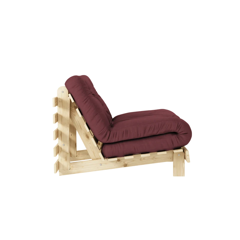 Canapé-lit en pin massif avec matelas bordeaux 90x200cm Raw roots - Karup Design