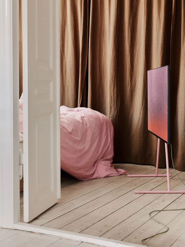 Support pour tv en métal rose 45x102cm Viva - Pedestal
