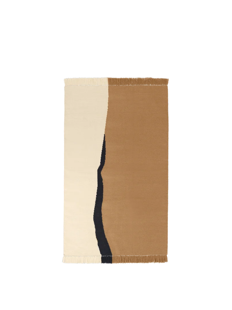 Ferm Living Soil Kelim Teppich - 140 x 200 - Dark Sand/Off-white