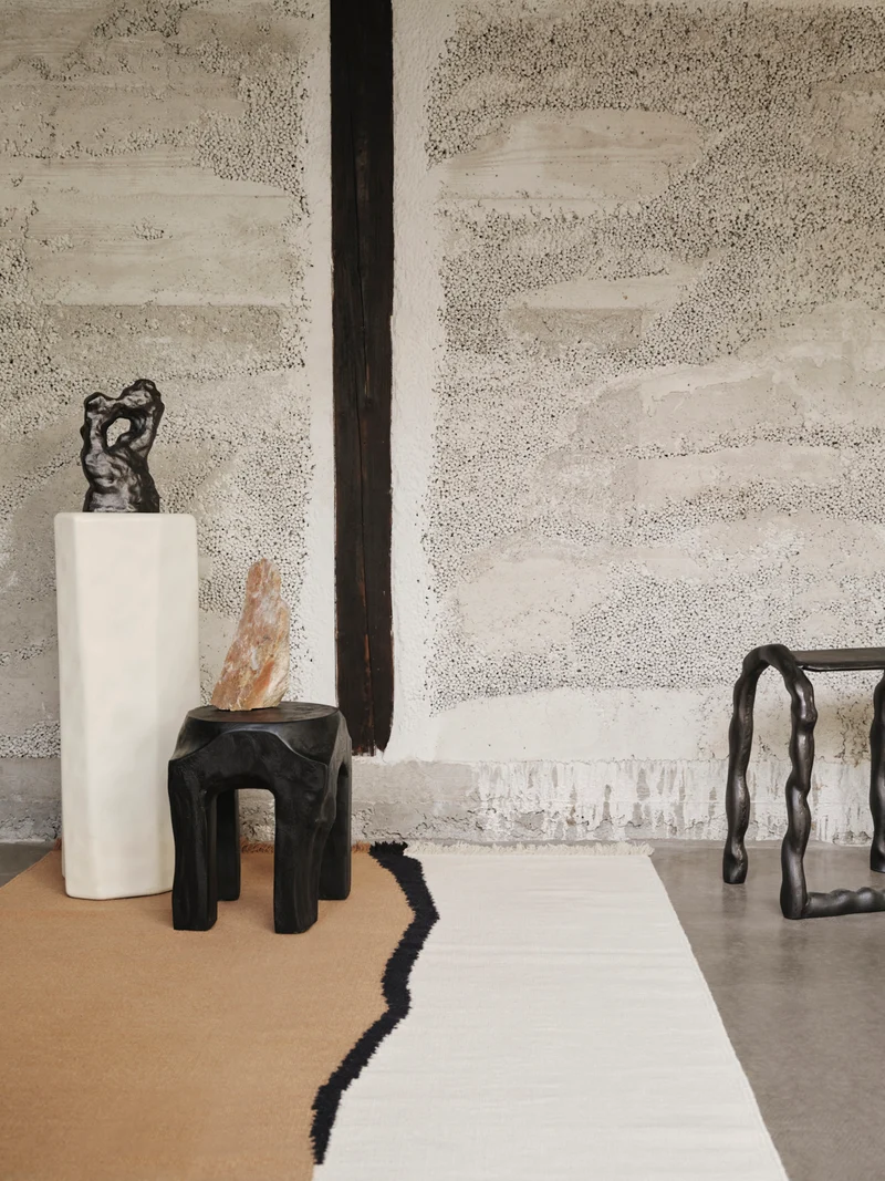 Ferm Living Soil Kelim Teppich - 140 x 200 - Dark Sand/Off-white