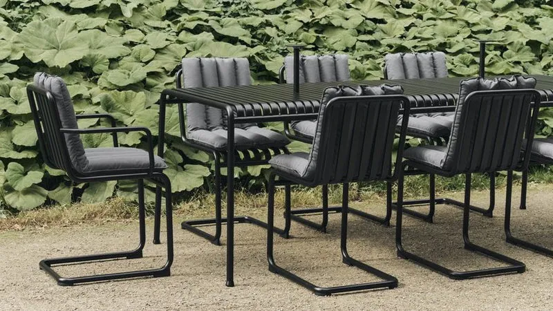 Chaise de jardin en acier gris anthracite Palissade - HAY