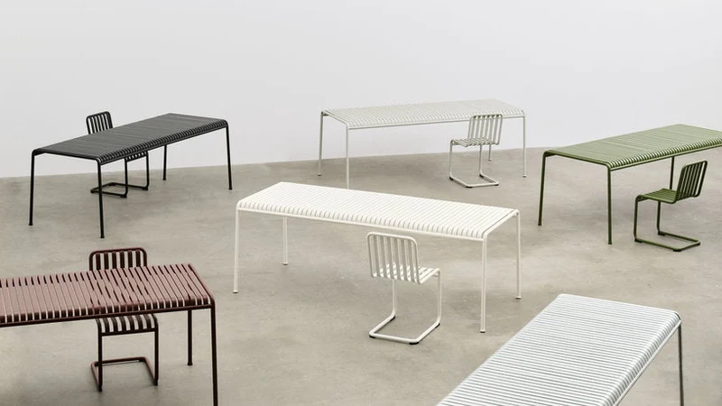 Chaise de jardin en acier gris clair Palissade - HAY