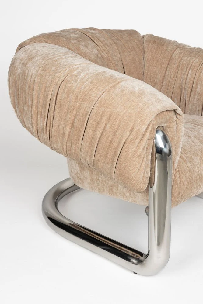 Fauteuil rétro en velours marron et acier chromé Marly - Dutchbone