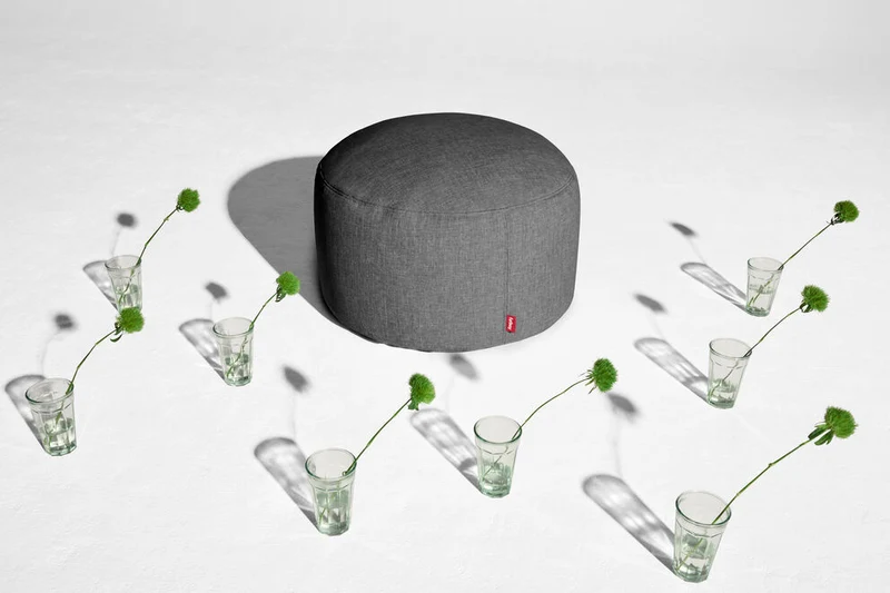 Pouf rond en polyester gris foncé 70x40cm Point Large - Fatboy